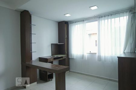 Casa de condomínio para alugar com 170m², 3 quartos e 2 vagas Casa de condomínio para alugar com 170m², 3 quartos e 2 vagasEscritório