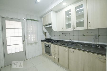 Casa de condomínio para alugar com 170m², 3 quartos e 2 vagas Casa de condomínio para alugar com 170m², 3 quartos e 2 vagasCozinha