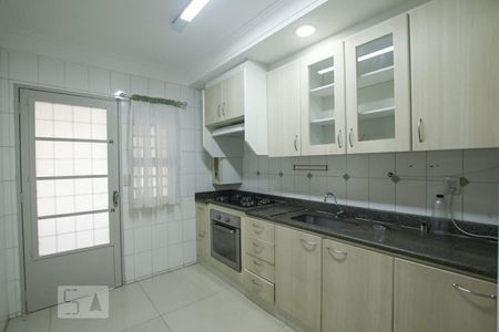 Casa de condomínio para alugar com 170m², 3 quartos e 2 vagas Casa de condomínio para alugar com 170m², 3 quartos e 2 vagasCozinha