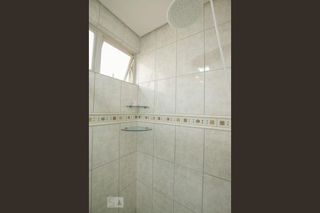 Casa de condomínio para alugar com 170m², 3 quartos e 2 vagas Casa de condomínio para alugar com 170m², 3 quartos e 2 vagasDetalhe do Banheiro da Suíte 1 - Box