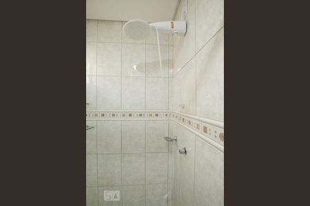 Casa de condomínio para alugar com 170m², 3 quartos e 2 vagas Casa de condomínio para alugar com 170m², 3 quartos e 2 vagasDetalhe do Banheiro da Suíte 1 - Box