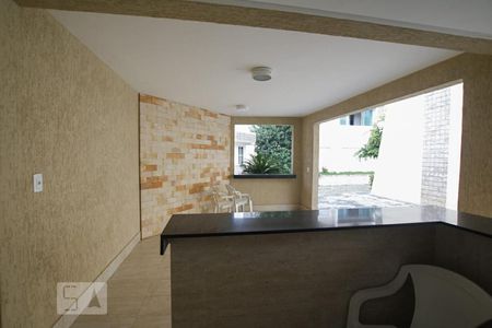 Casa de condomínio para alugar com 170m², 3 quartos e 2 vagas Casa de condomínio para alugar com 170m², 3 quartos e 2 vagasÁrea comum - Churrasqueira