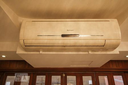 Casa de condomínio para alugar com 170m², 3 quartos e 2 vagas Casa de condomínio para alugar com 170m², 3 quartos e 2 vagasDetalhe da Sala 1 - Ar Condicionado