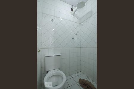 Casa de condomínio para alugar com 170m², 3 quartos e 2 vagas Casa de condomínio para alugar com 170m², 3 quartos e 2 vagasBanheiro de Serviço