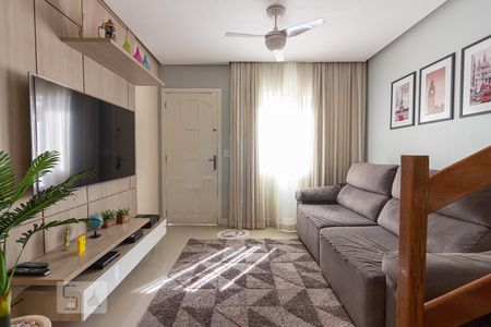 Sala de casa de condomínio para alugar com 2 quartos, 90m² em Vila Antônio, São Paulo