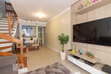 Sala de casa de condomínio para alugar com 2 quartos, 90m² em Vila Antônio, São Paulo