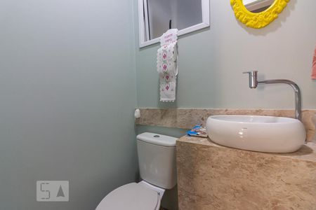 Lavabo de casa de condomínio para alugar com 2 quartos, 90m² em Vila Antônio, São Paulo
