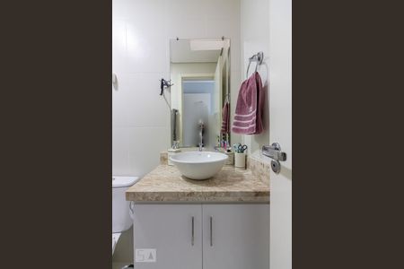 Casa de condomínio para alugar com 90m², 2 quartos e 2 vagasBanheiro da Suíte  2