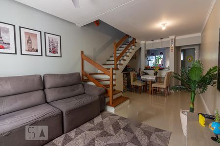 Sala de casa de condomínio para alugar com 2 quartos, 90m² em Vila Antônio, São Paulo