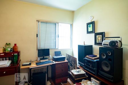 Apartamento à venda com 150m², 3 quartos e 1 vaga Apartamento à venda com 150m², 3 quartos e 1 vagaQuarto 2