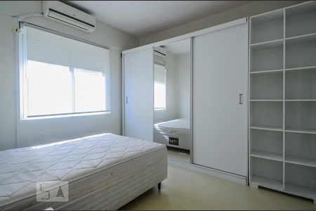 Quarto de apartamento à venda com 1 quarto, 40m² em Centro Histórico, Porto Alegre