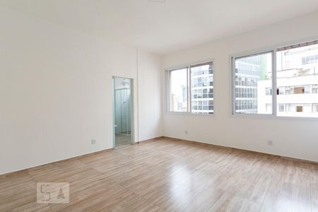 Studio de kitnet/studio para alugar com 1 quarto, 44m² em Centro, São Paulo