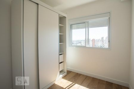 Quarto 1  de apartamento para alugar com 2 quartos, 42m² em Santa Teresinha, São Paulo