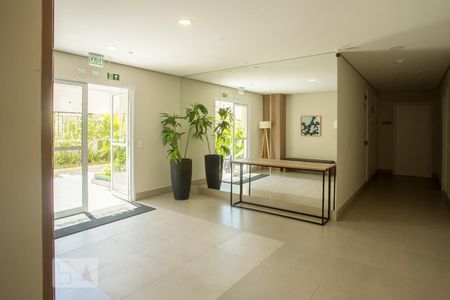 Hall de entrada de apartamento para alugar com 2 quartos, 42m² em Santa Teresinha, São Paulo