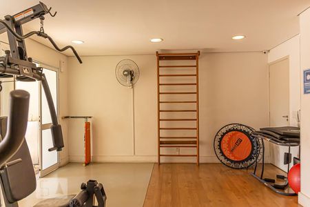 Apartamento à venda com 69m², 2 quartos e sem vagaÁrea comum - Academia