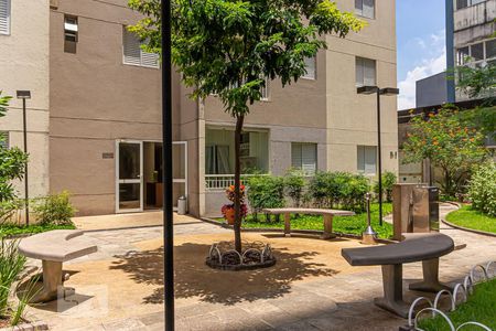 Apartamento à venda com 69m², 2 quartos e sem vagaÁrea comum 