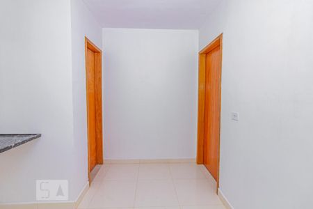 Corredor de apartamento para alugar com 1 quarto, 30m² em Vila Ipojuca, São Paulo