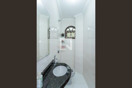 Lavabo de casa à venda com 3 quartos, 175m² em Parque Sao Domingos, São Paulo