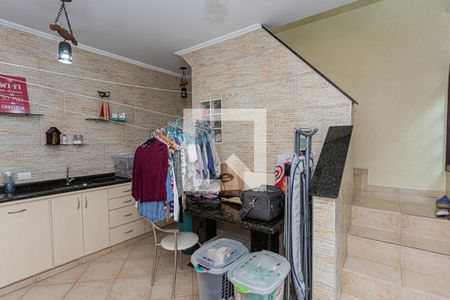 Casa à venda com 175m², 3 quartos e 2 vagasÁrea de serviço e churrasqueira - edícula