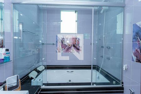 Casa à venda com 175m², 3 quartos e 2 vagasBanheiro suite 2