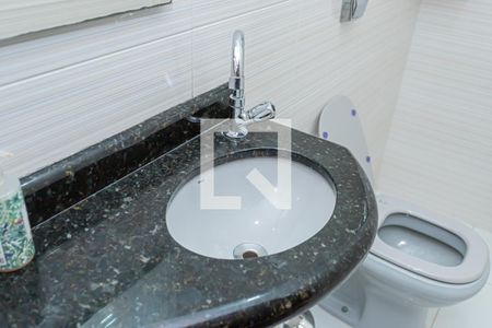 Lavabo de casa à venda com 3 quartos, 175m² em Parque Sao Domingos, São Paulo