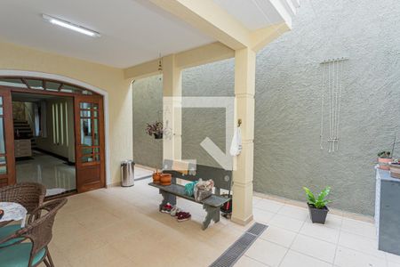Casa à venda com 175m², 3 quartos e 2 vagasQuintal