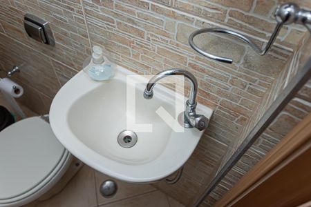 Casa à venda com 175m², 3 quartos e 2 vagasLavabo - edícula