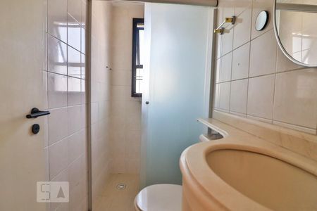 Banheiro de apartamento para alugar com 1 quarto, 36m² em Bela Vista, São Paulo
