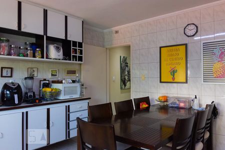 Casa à venda com 310m², 3 quartos e 2 vagasCozinha