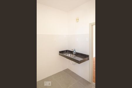 Apartamento à venda com 81m², 2 quartos e sem vaga Apartamento à venda com 81m², 2 quartos e sem vagaCozinha