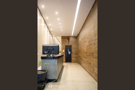 Apartamento à venda com 81m², 2 quartos e sem vaga Apartamento à venda com 81m², 2 quartos e sem vagaHall de Entrada