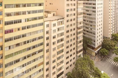 Vista da Sala de apartamento à venda com 2 quartos, 81m² em Centro, Belo Horizonte
