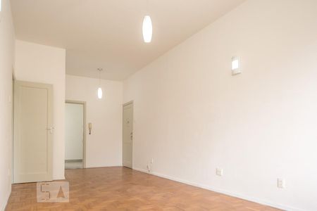 Sala de apartamento à venda com 2 quartos, 81m² em Centro, Belo Horizonte