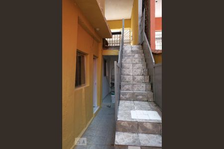 Casa à venda com 40m², 1 quarto e sem vaga Casa à venda com 40m², 1 quarto e sem vagaEntrada