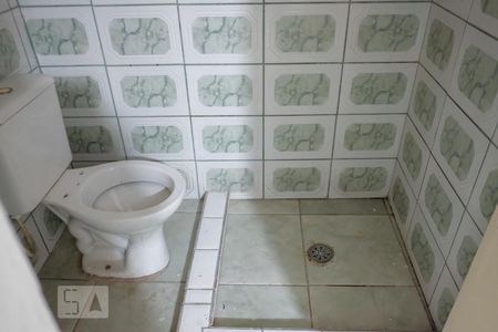 Banheiro de casa para alugar com 1 quarto, 40m² em Vila Lar Nacional, São Paulo