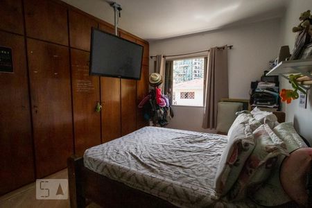 Casa para alugar com 385m², 4 quartos e 5 vagas Casa para alugar com 385m², 4 quartos e 5 vagasQuarto Suíte