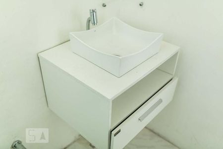 Apartamento à venda com 37m², 1 quarto e sem vaga Apartamento à venda com 37m², 1 quarto e sem vagaBanheiro