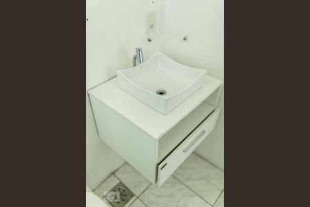Apartamento à venda com 37m², 1 quarto e sem vaga Apartamento à venda com 37m², 1 quarto e sem vagaBanheiro