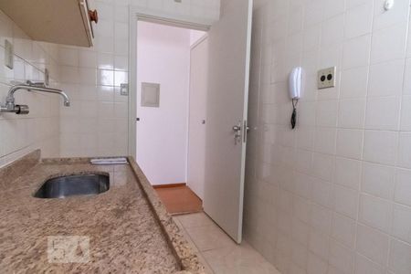 Apartamento à venda com 64m², 1 quarto e 1 vagaCozinha