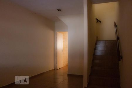 Sala de casa para alugar com 2 quartos, 70m² em Burgo Paulista, São Paulo