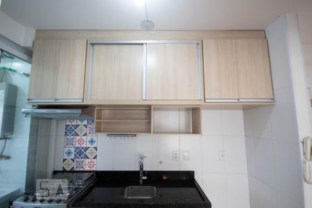 Apartamento para alugar com 57m², 2 quartos e 1 vaga Apartamento para alugar com 57m², 2 quartos e 1 vagaCozinha - Armários