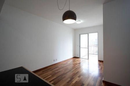 Sala de apartamento para alugar com 2 quartos, 57m² em Vila Gomes, São Paulo