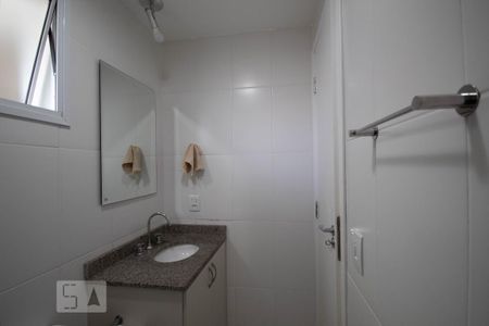 Apartamento para alugar com 57m², 2 quartos e 1 vaga Apartamento para alugar com 57m², 2 quartos e 1 vagaBanheiro Corredor