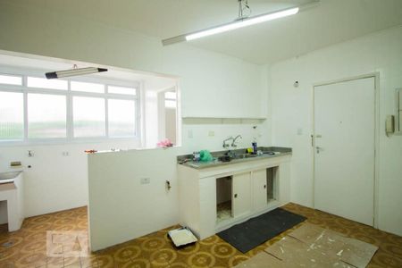 Apartamento para alugar com 110m², 3 quartos e 1 vagaCozinha 