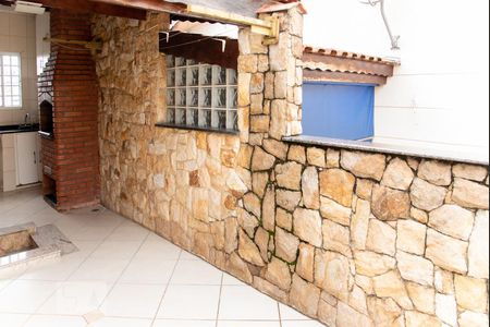 Apartamento à venda com 97m², 2 quartos e 2 vagasChurrasqueira