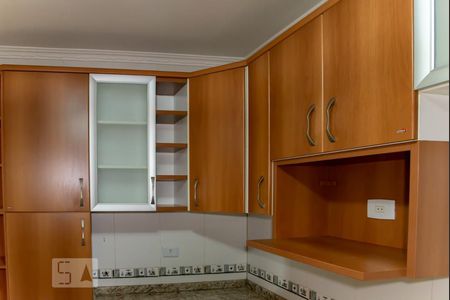 Apartamento à venda com 97m², 2 quartos e 2 vagasCozinha - Armários