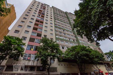 Fachada Edifício de apartamento para alugar com 2 quartos, 100m² em Centro, Belo Horizonte