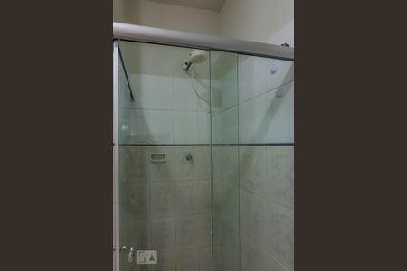 Apartamento para alugar com 100m², 2 quartos e sem vaga Apartamento para alugar com 100m², 2 quartos e sem vagaChuveiro Banheiro Social