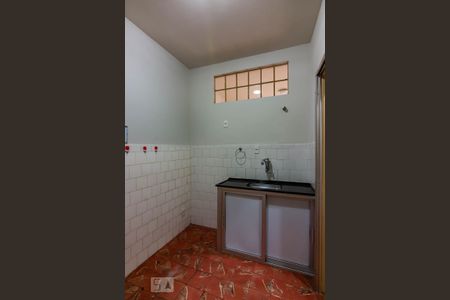 Cozinha de apartamento para alugar com 2 quartos, 100m² em Centro, Belo Horizonte