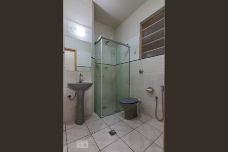 Apartamento para alugar com 100m², 2 quartos e sem vaga Apartamento para alugar com 100m², 2 quartos e sem vagaBanheiro Social